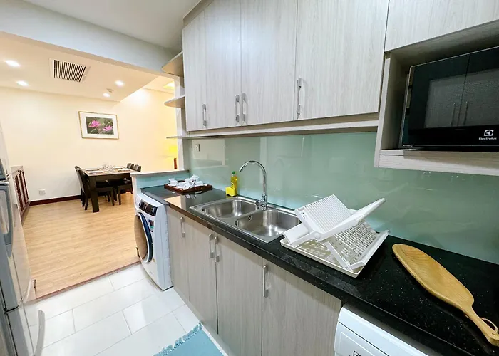 Diamond Westlake Suites